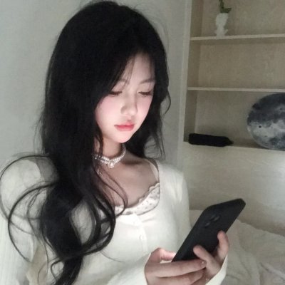 月亮中的亚马逊女人
